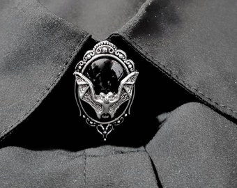 Bat buttons cover vampire cufflinks gothic brooch alternative lapel pin Victorian men suit accessories Halloween shirt jewelry clips gift