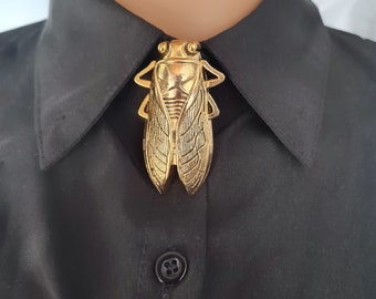 Gold cicada button cover for shirt collar or fake cufflinks brooch
