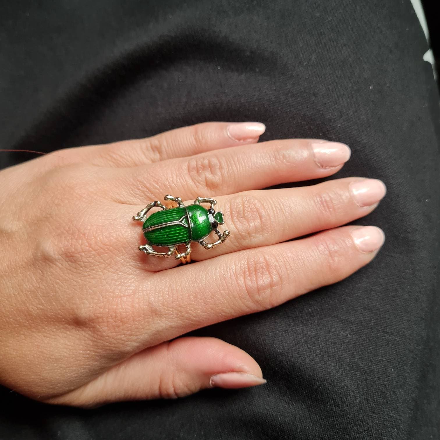 Beetle Ring – THE WILD SHOWCASE