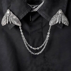 Skull moth collar pin bug collar clips womens  death head moth brooch insect lapel pin with chain Halloween jewelry spooky clips gift