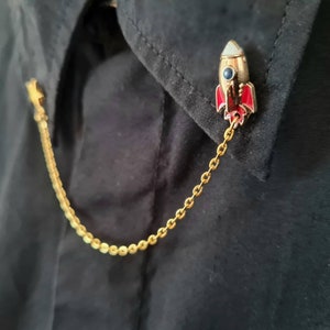 Space collar pin with chain gift for geek girl rocket  spaceship gold stars men accessories celestial jewelry for her galaxy shirt clips
