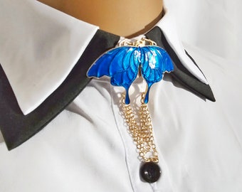 Blauwe vlinderknopenhoes met ketting