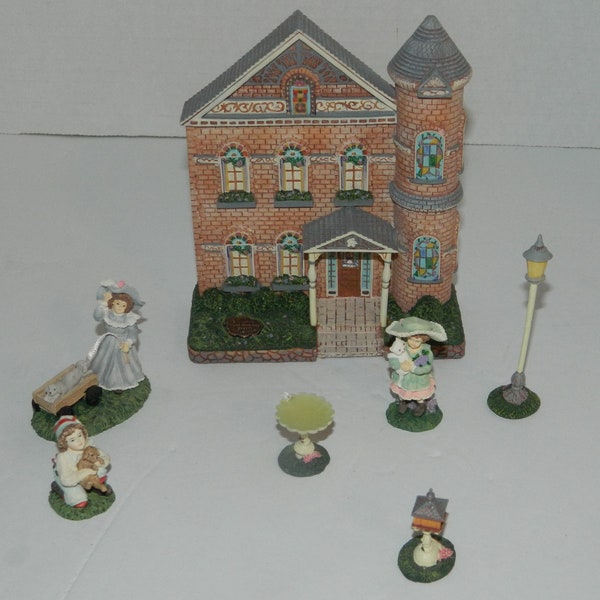 Vintage Village Collection MAUD HUMPHREY BOGART Limited Edition No. 5 Greenwood Circa 1884 Lot of 7 Pieces