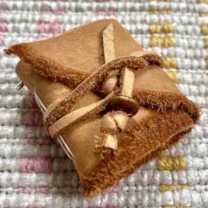 Mini Leder Sketchbook, Journal, Halskette, Schlüsselanhänger