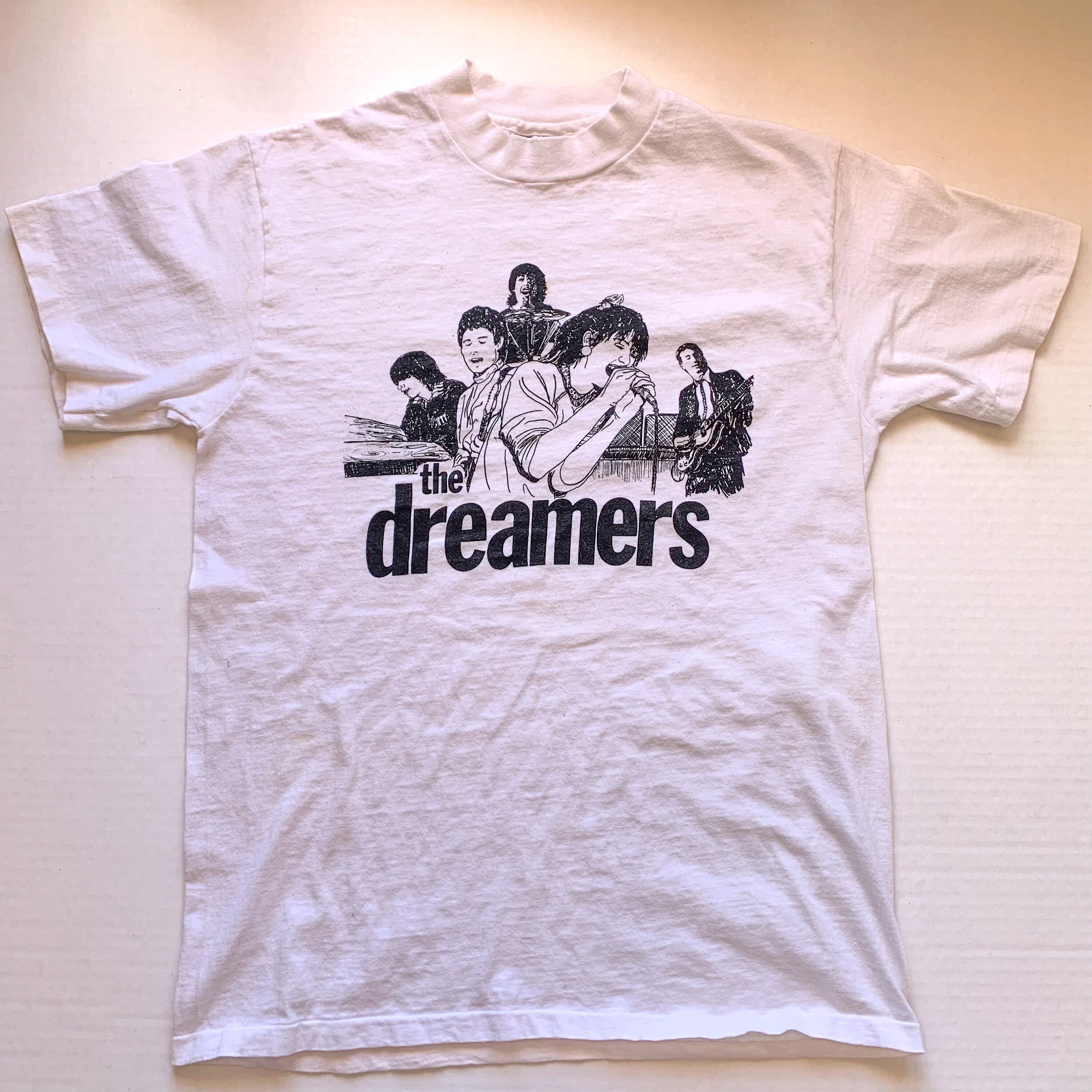 Vintage 90s the Dreamers T-shirt - Etsy