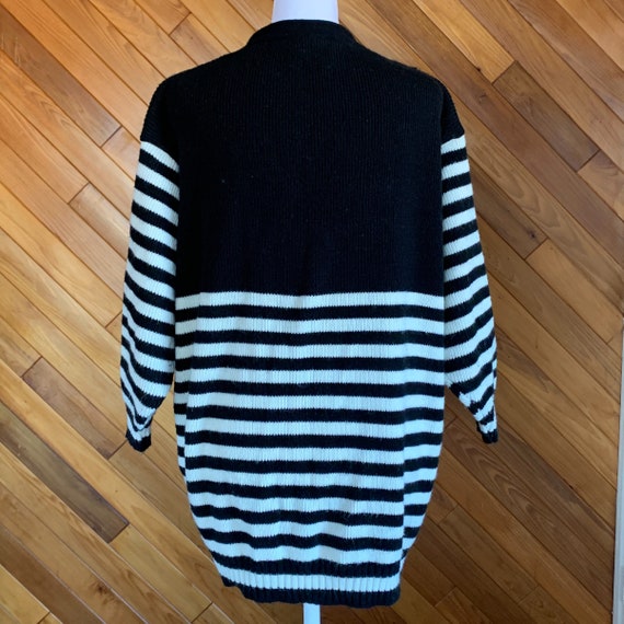 Vintage 80s B&W Striped Cardigan with Gold Buttons - image 3