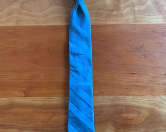 Vintage 70s Baby Blue Clip-On Tie