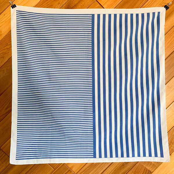 Vintage 70s/80s Blue and White Striped Scarf