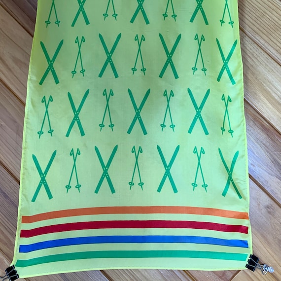 Vintage 60s/70s Ski Themed Silk Blend Scarf - image 4