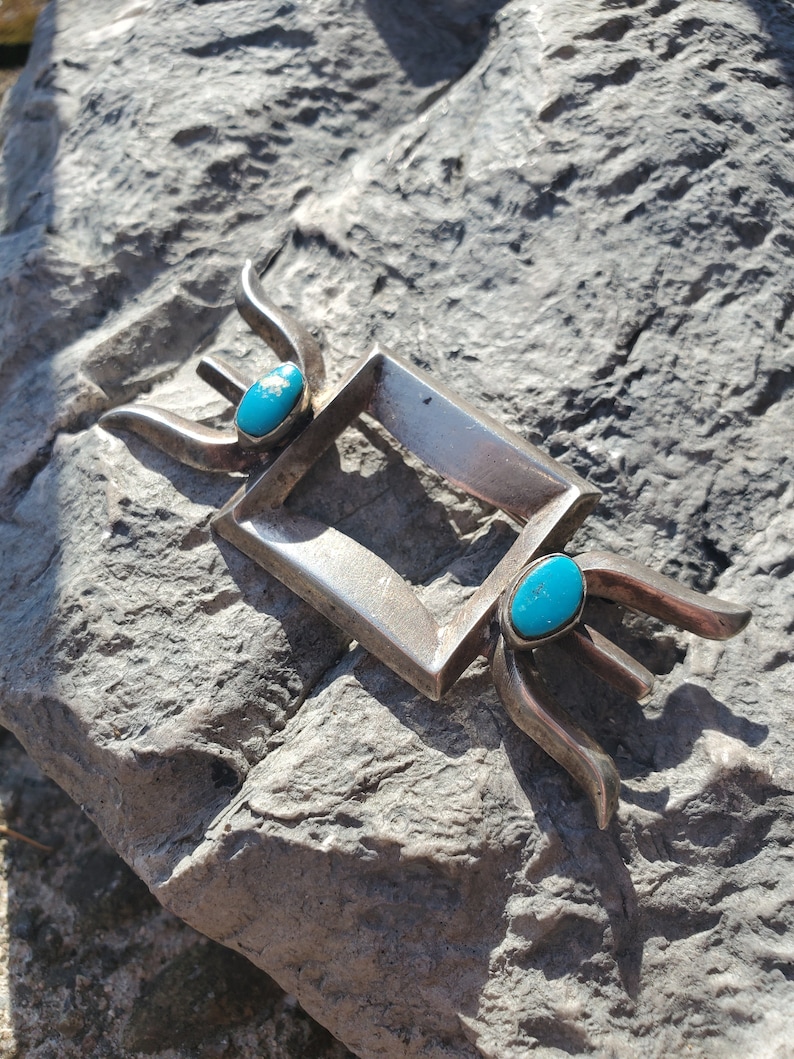 Unusual Navajo Tufa Cast Turquoise Pin Sterling Silver