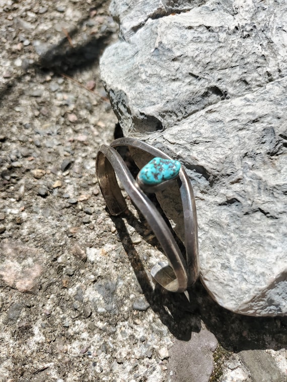 Vintage Navajo Turquoise Cuff Bracelet Sterling Si