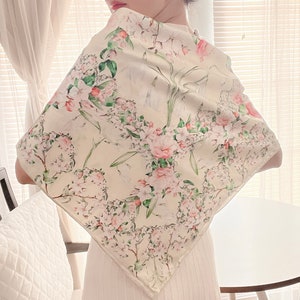 100% Maulbeerseide Schal Twill Blumenmuster Handgerollter Saum 35 &quot;x 35&quot; Quadratisch für alle Saison Geschenk verpackt (Apfelbaum Rahmen - Zitrone)