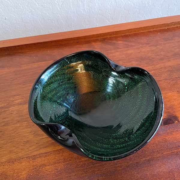 Emerald Green and Black Murano Art Glass Dish, Art Deco Style, Aventurine Iridescent Key Catchall