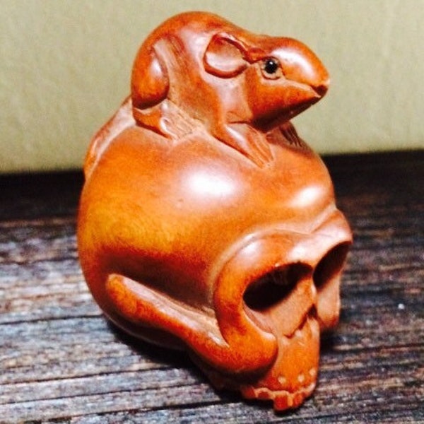 Carved Wood Skull, Signed Boxwood Netsuke Skull Art Rat Japanese Netsuke Gothic Necklace Skeleton Art