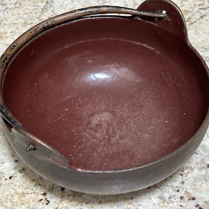 Vintage Tokiwa No. 18 3-Leg Cast Iron Bean Pot 7” Japanese Enamel Interior Kettle Cauldron READ