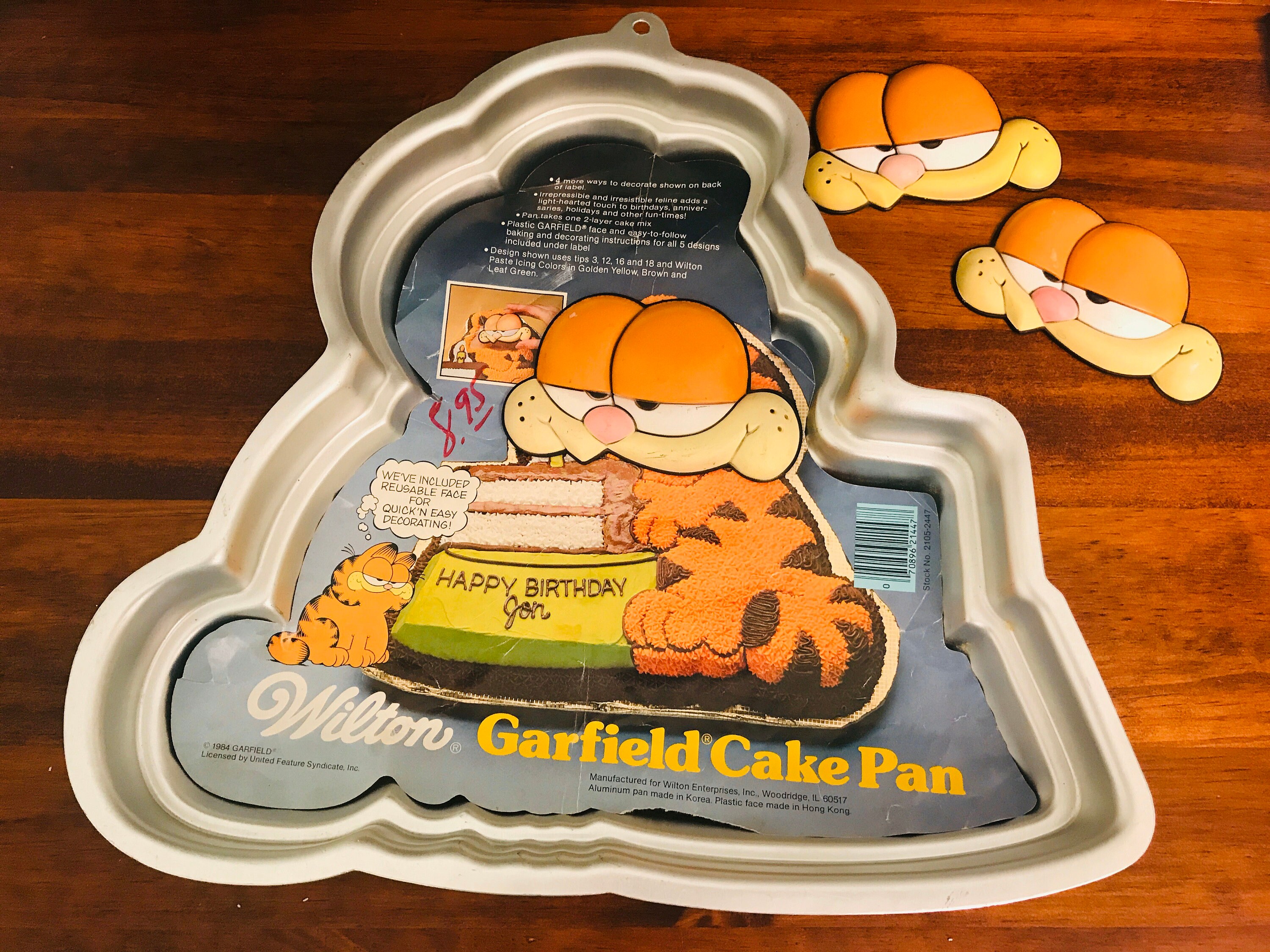 Wilton Garfield Cake Pan