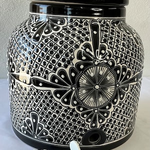 Talavera water container