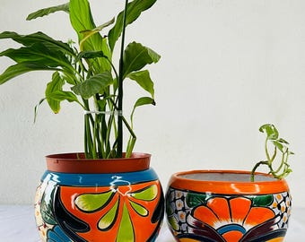 Round colorful flower pot