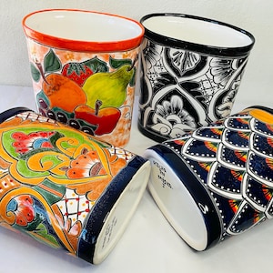 Talavera Trash can