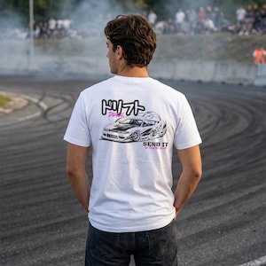 Camiseta con ilustración de coche de drifting / Gráfico "Send It Racing", estilo JDM imagen 2