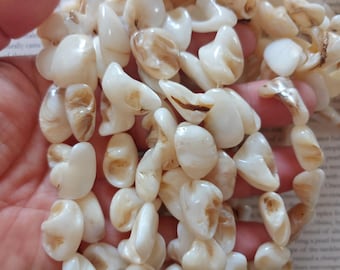 Jumbo size 20 nature mother of pearl white shell nugget beads, MOP beads, 20 beads per strand. 16 inch
