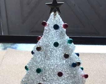 Popcorn melted plastic Christmas tree with star decoration