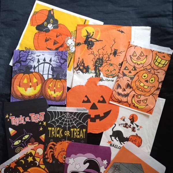 Lot of 11 vintage Halloween napkins treat bags witch pumpkin jack o' lantern black cat