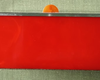 Vintage rode bakelieten Minerva-poederdoos met spiegeldeksel Minerva Cosmetic Co.