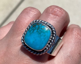 Heavy Old Stock Kingman Red Web Turquoise and Sterling Silver Signet Unisex Ring - 12