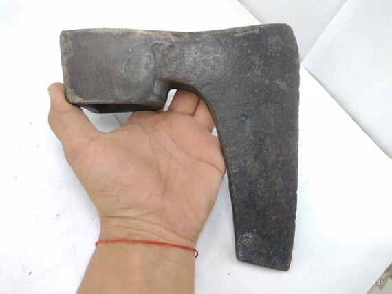 PETITE HACHETTE ANCIENNE TÊTE DE HACHE FORGÉE MAIN VINTAGE