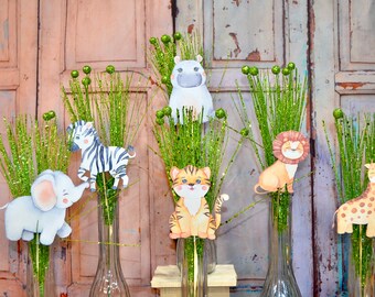 Jungle Themed Baby Shower Decorations / The Best Safari Baby Shower Ideas 2019 Tinyprints : Monkeys and lions and tigers.