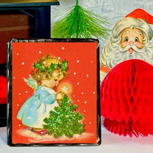 Vintage Holiday Wood Block Sign: Retro Style Holiday Shelf or Tiered Tray Decor