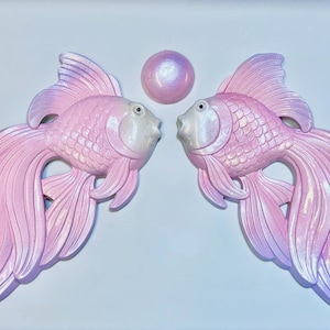 Vintage Style Chalkware Fish Wall Art: Retro Kitsch Decor Wall Plaques