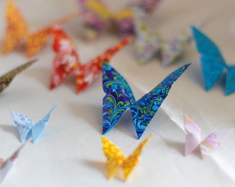 Ensemble de 40 Papillons Origami 3D Papier Bleu Orange Rouge Jaune Mix Pattern Butterfly Wall Art pour Wedding Decor Aisle Birthday Party Gift