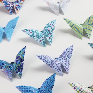 Set of 10 Origami Butterflies 3D Paper Blue Pattern Butterfly Wall Art for Wedding Decoration Aisle Birthday Party Gift