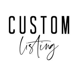 以下が含まれることがあります： 「CUSTOM listing」という黒と白のテキストで、「listing」という単語は筆記体です。