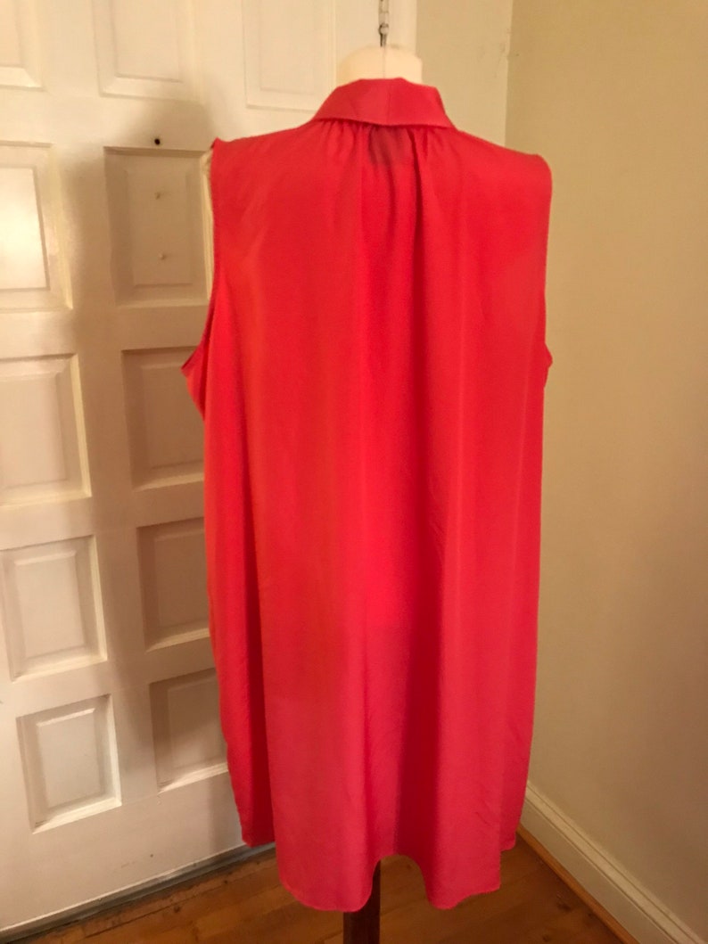 Sleeves chic dress with pockets