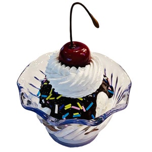 DEZICAKES Fake Ice Cream Sundae Vanilla Hot Fudge Sundae w/ Sprinkles Parfait Prop Decoration Dezicakes