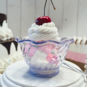 DEZICAKES Fake Ice Cream Sundae Pink Confetti Birthday Cake Sundae Prop ...