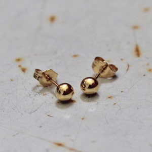 14k Gold Ball Stud Earrings 14K Solid Gold Ball Ear post Earrings  14k Gold Ball Studs   14k Solid gold stud earrings minimalist earrings