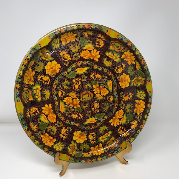 Vintage Daher Round Tray