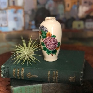 Small Floral Bud Vase by Homco, made in Japan