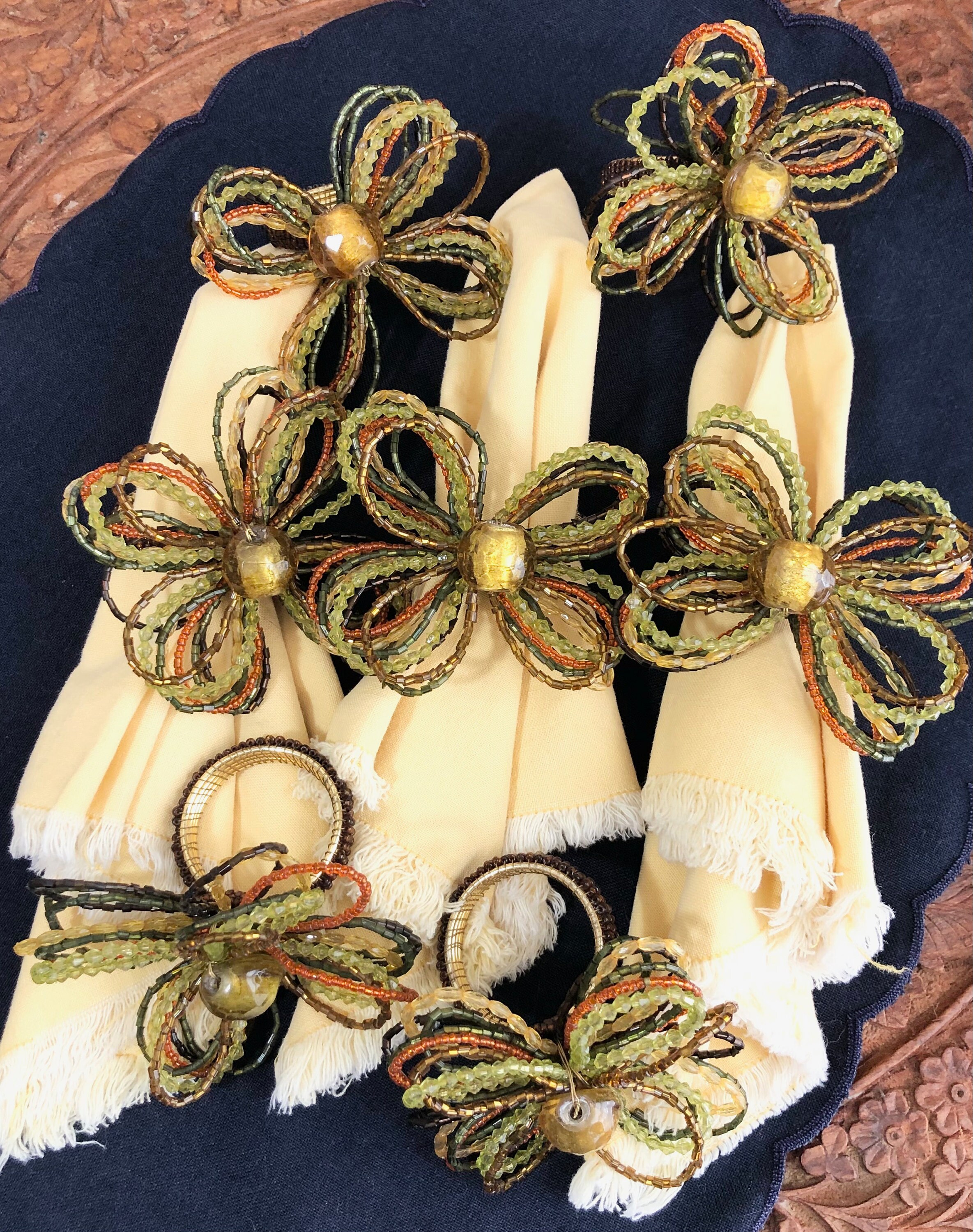 Beaded Flower Napkin Rings Set of 7. Napkin Rings // Kitchen Etsy