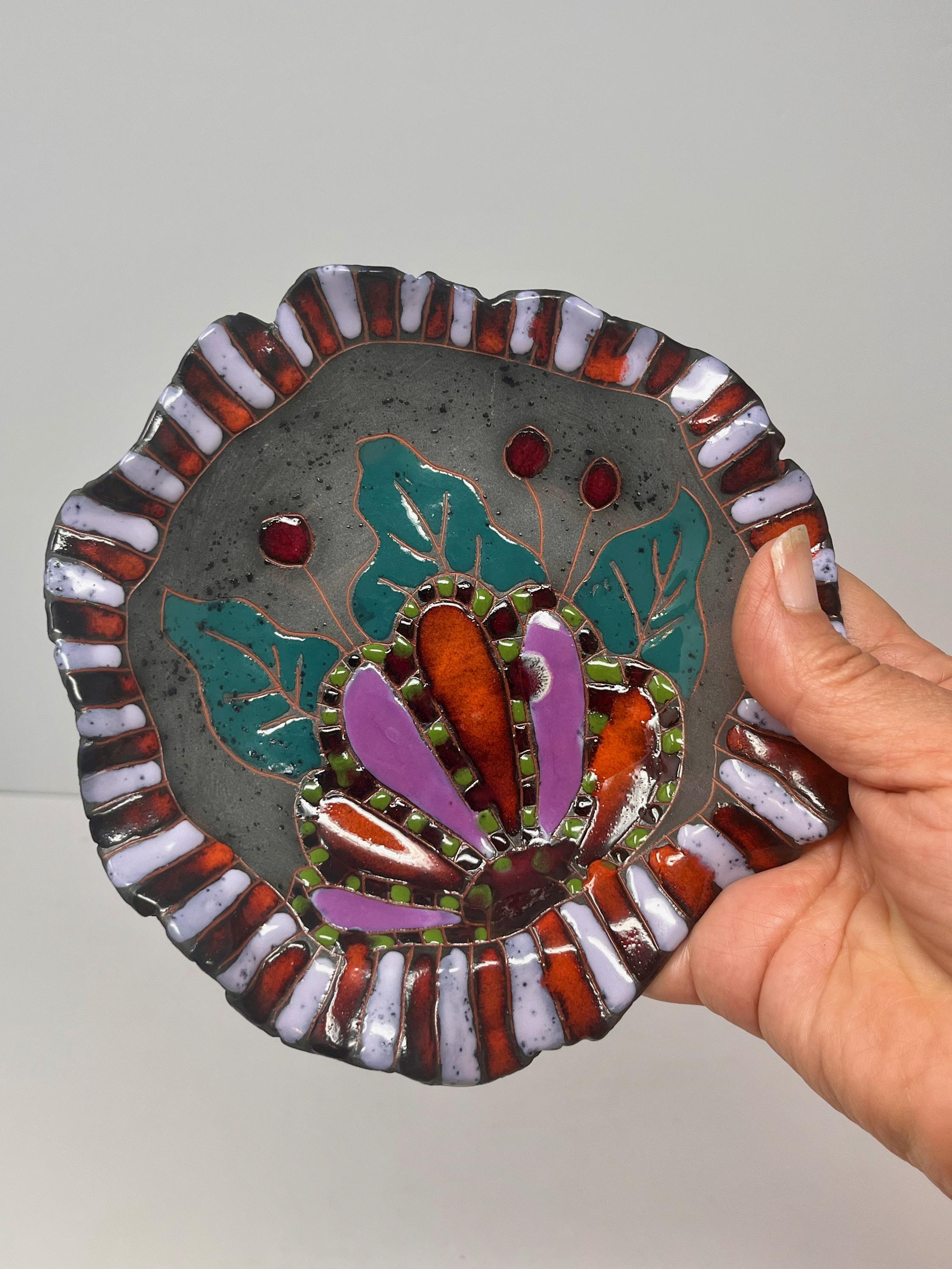 カラフルなヴィンテージテラコッタ皿 - Etsy 日本