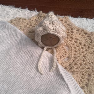 Newborn Photography Prop SET: Crocheted Newborn Prop blanket, White Cozy base layer, Swaddle blanket, and Newborn Pixie Bonnet