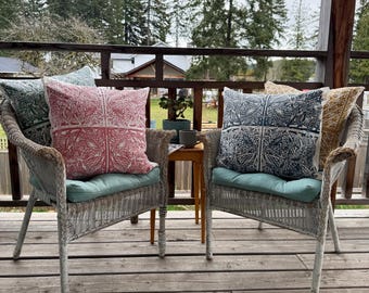 Outdoor Cushion Cover 24” Organic Cotton Patio Pillow 60cm Protea Print Green Blue Rose