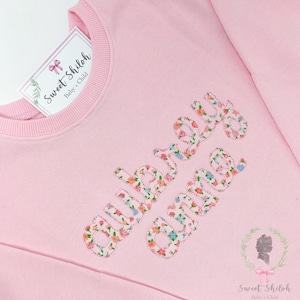 Girls Monogram Floral Sweatshirt, Monogram Initial Baby Shirt, Baby Girl Monogram Gift, Girls Winter Sweatshirt, Baby Girl Name Sweatshirt