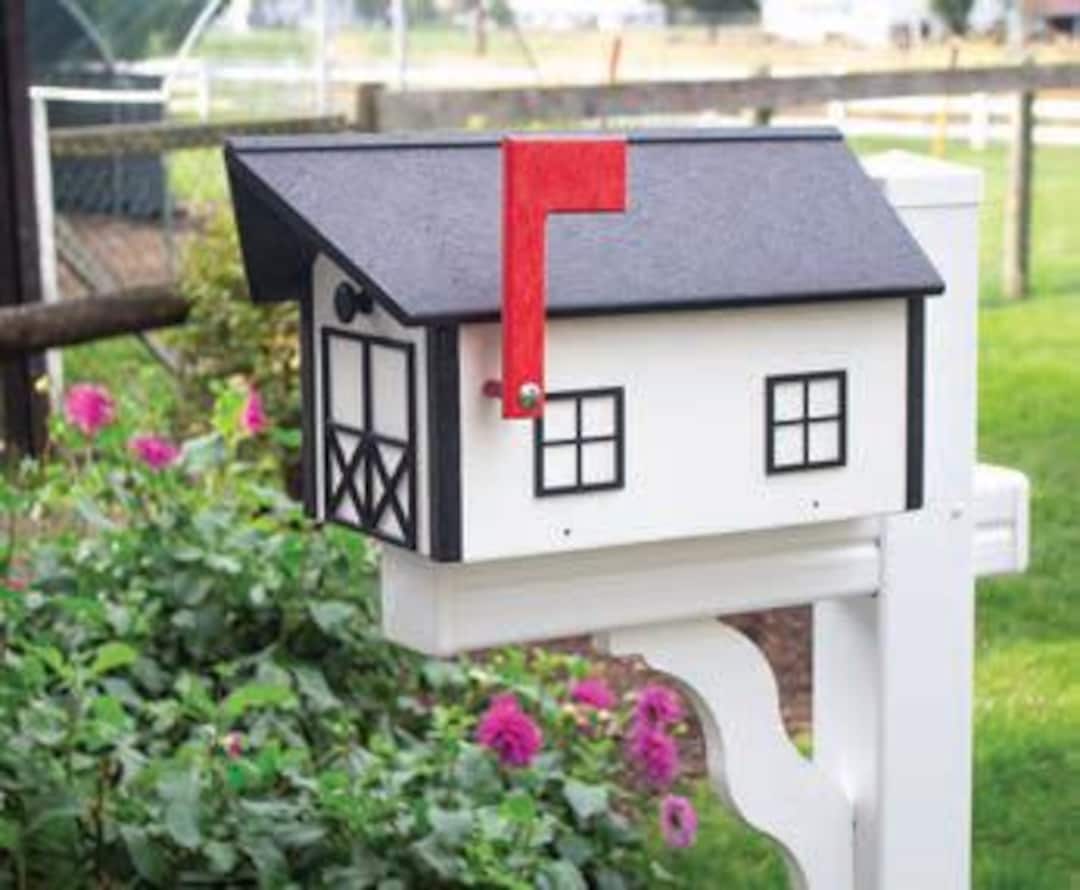 Dutchcrafters Large Post Mount Barn Mailbox for Outdoor Residential Use ...