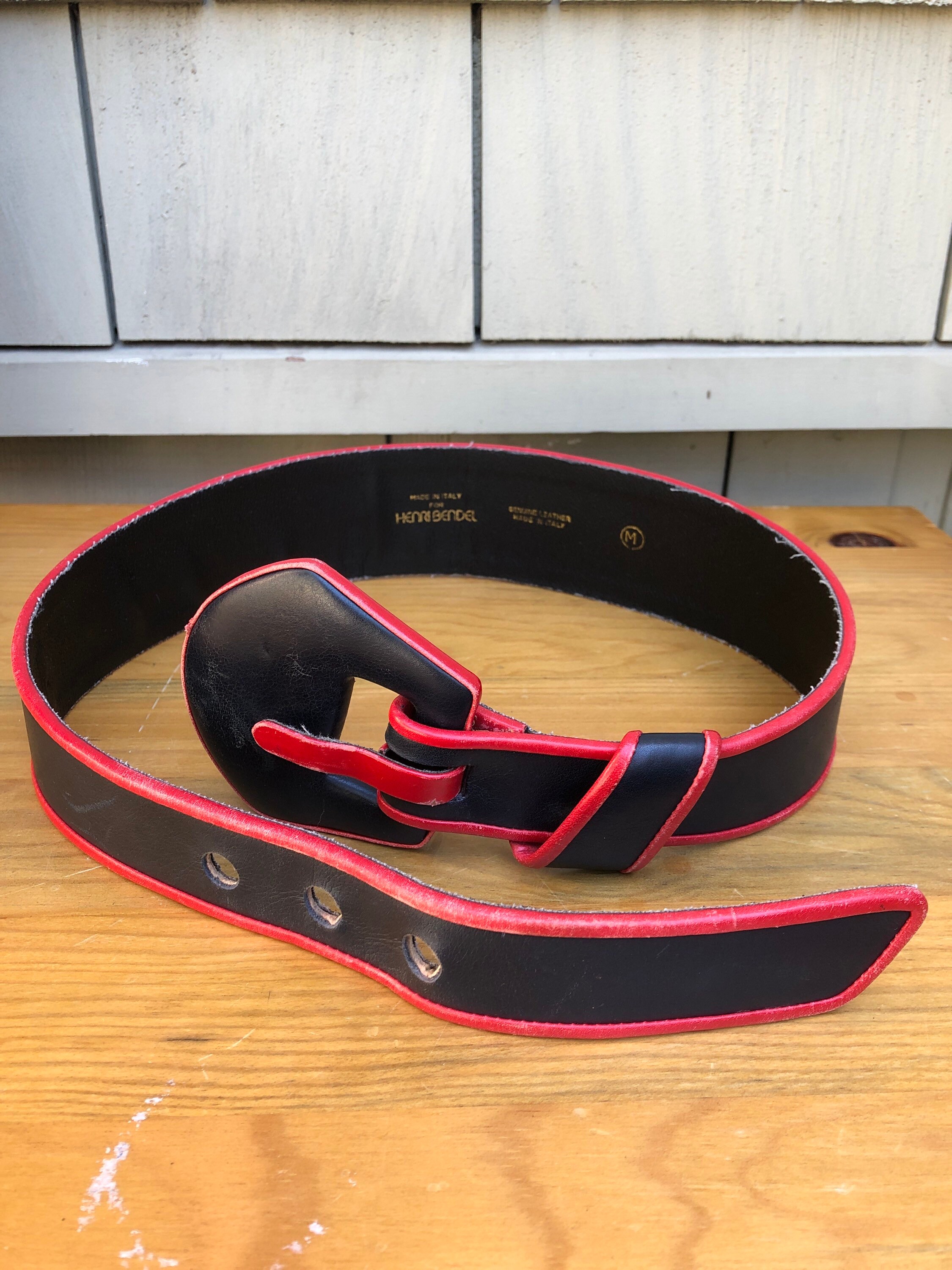 Vintage Black and Red Belt. Henry Bendel Made Italy. 1980s  display picture 2