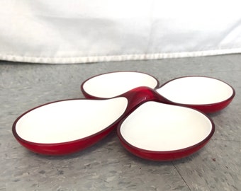 Snack or trinket tray set red and white plastic Italian design 1990 Guzzini